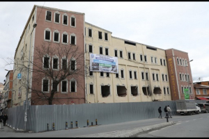 Alibeyköy Haliç Hospital Binası Yıkılıyor